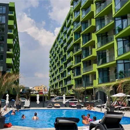 Luxury Cu Centru Spa Piscina Interioara Incalzita Sauna Jacuzzi Gym Apartmán