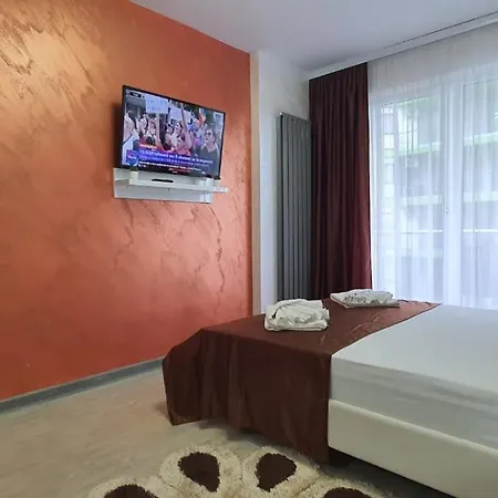 Luxury Cu Centru Spa Piscina Interioara Incalzita Sauna Jacuzzi Gym Lejlighed